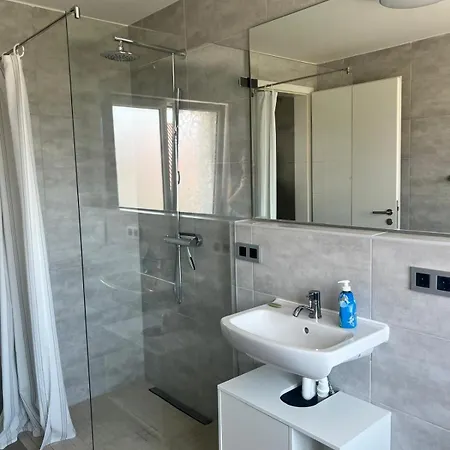 Idyllische Apartment Ebersbach-Musbach